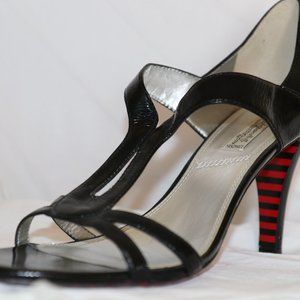 ARNOLD CHURGIN BLACK SANDALS MADE IN SPAIN SIZE 8 1/2 USED